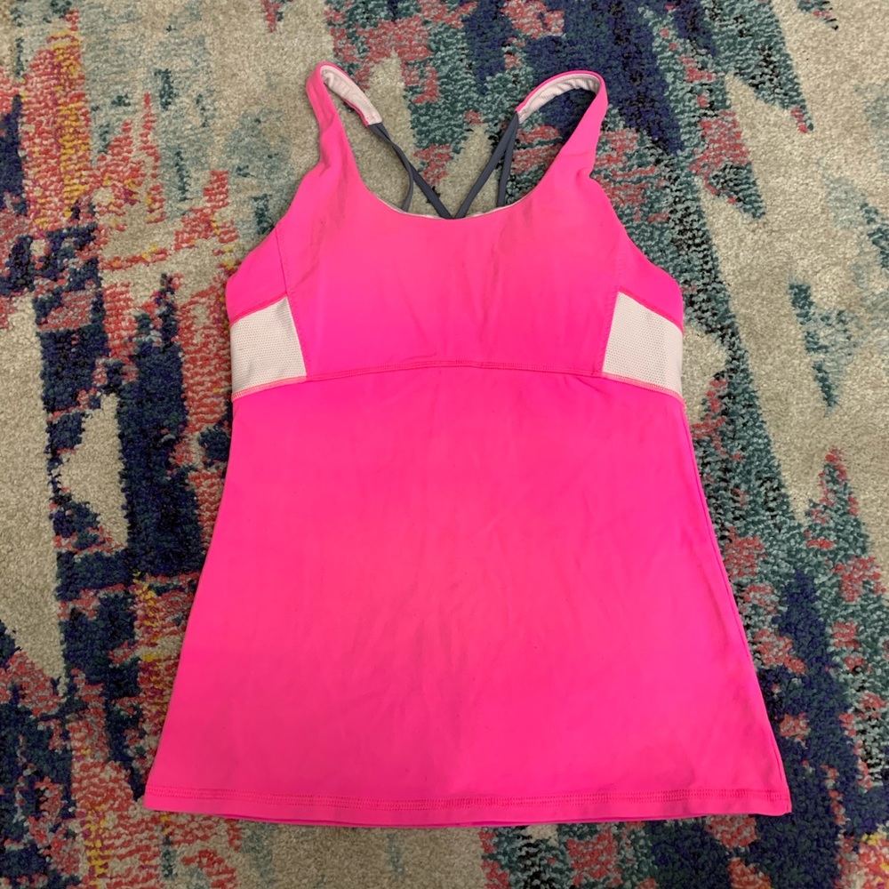 🍎 3/$30 Athleta White and Pink Mesh Start Up Athletic Tank Top